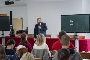 20250515 Premietanie a diskusia Seda zona